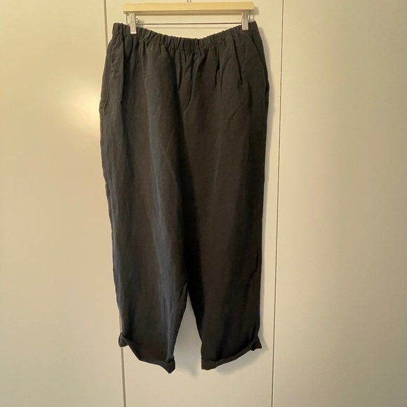 Black linen Hackwith design house easy tapered pants - Picture 1 of 3